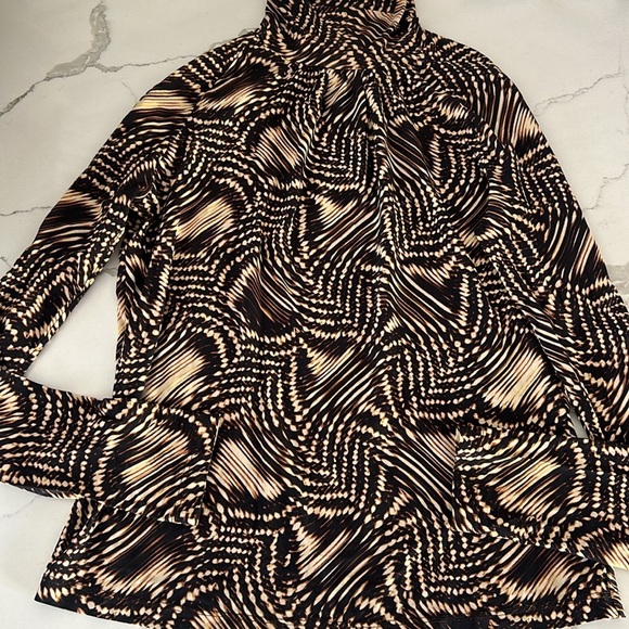 ST. JOHN SPORT Mock Neck Long Sleeve Psychedelic Design Brown Tan Petite XSMALL - Picture 6 of 16